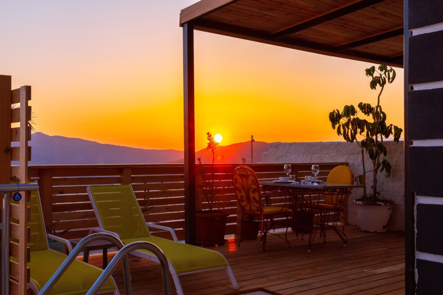 Search and Stay, undefined in undefined. Gallery position 2