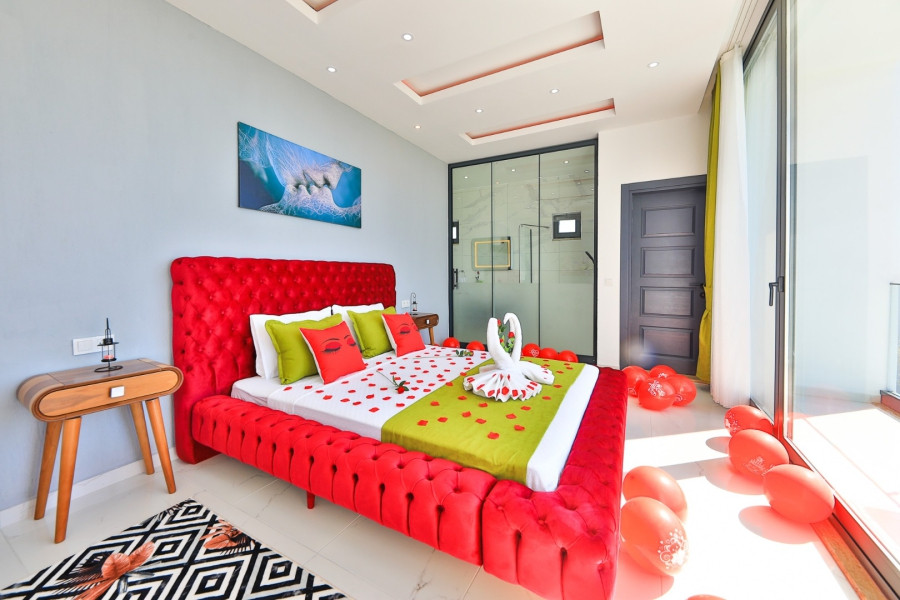 Search and Stay, undefined in undefined. Gallery position 1