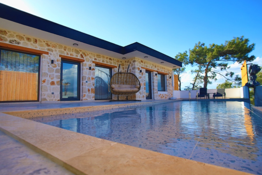 Search and Stay destination carousel image position 0