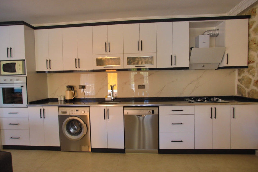 Search and Stay, undefined in undefined. Gallery position 1