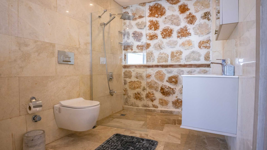 Search and Stay, undefined in undefined. Gallery position 3