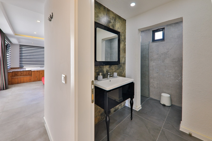 Search and Stay, undefined in undefined. Gallery position 2