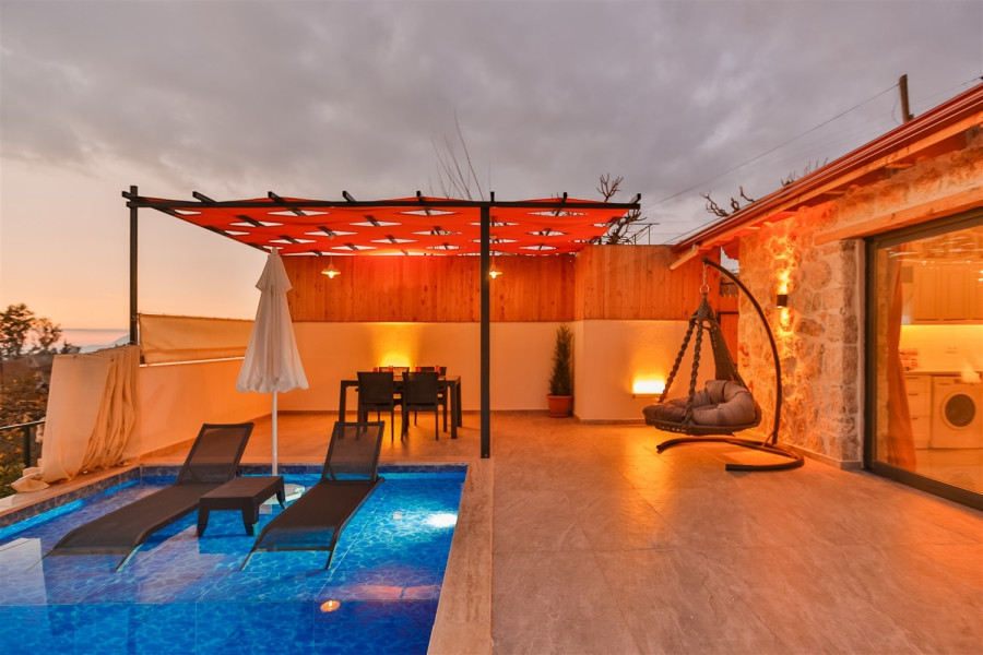 Search and Stay, undefined in undefined. Gallery position 3