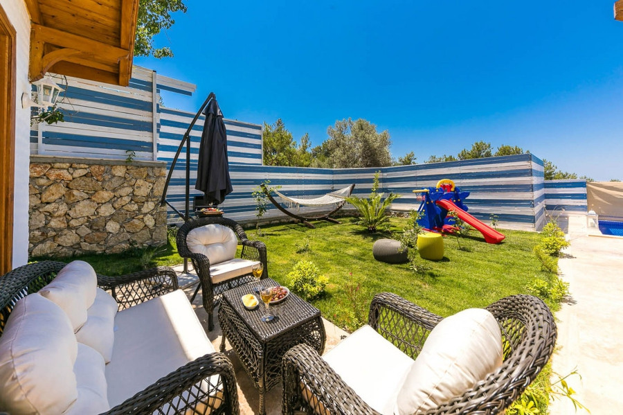 Search and Stay, undefined in undefined. Gallery position 4