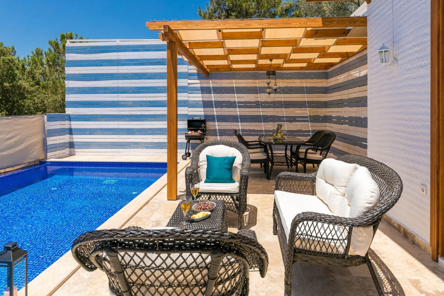 Search and Stay, undefined in undefined. Gallery position 4