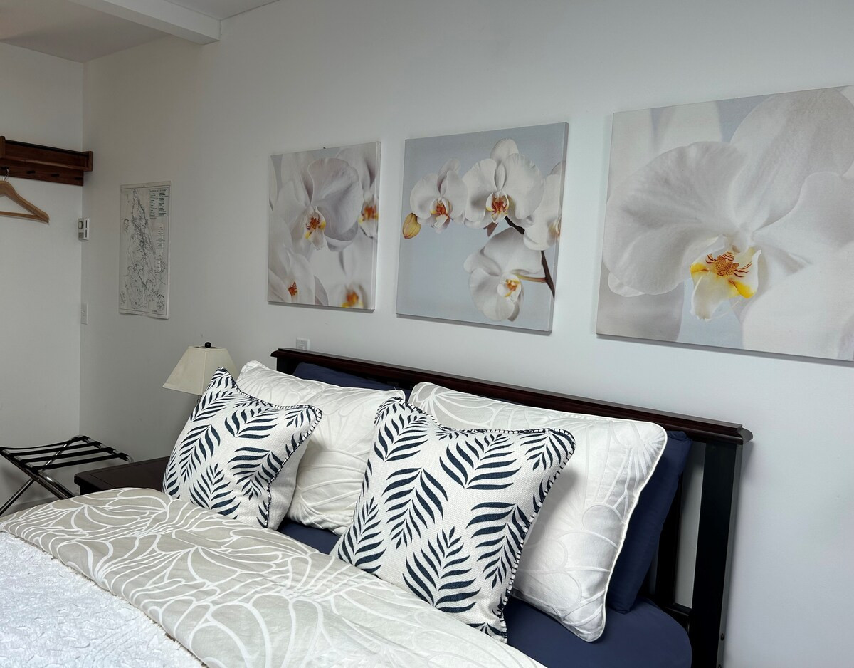 Search and Stay, undefined in undefined. Gallery position 2