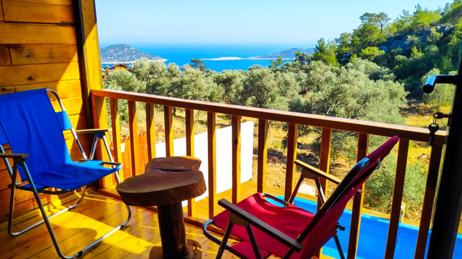 Search and Stay destination carousel image position 0