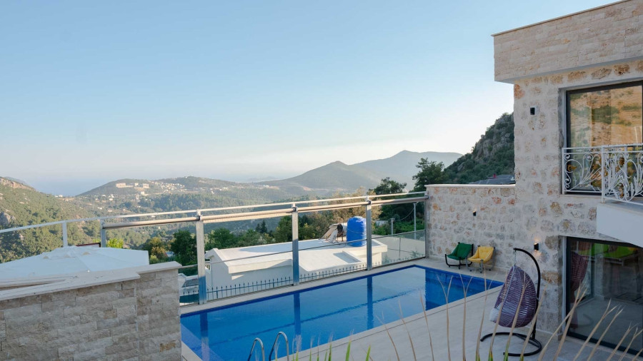 Search and Stay destination carousel image position 0