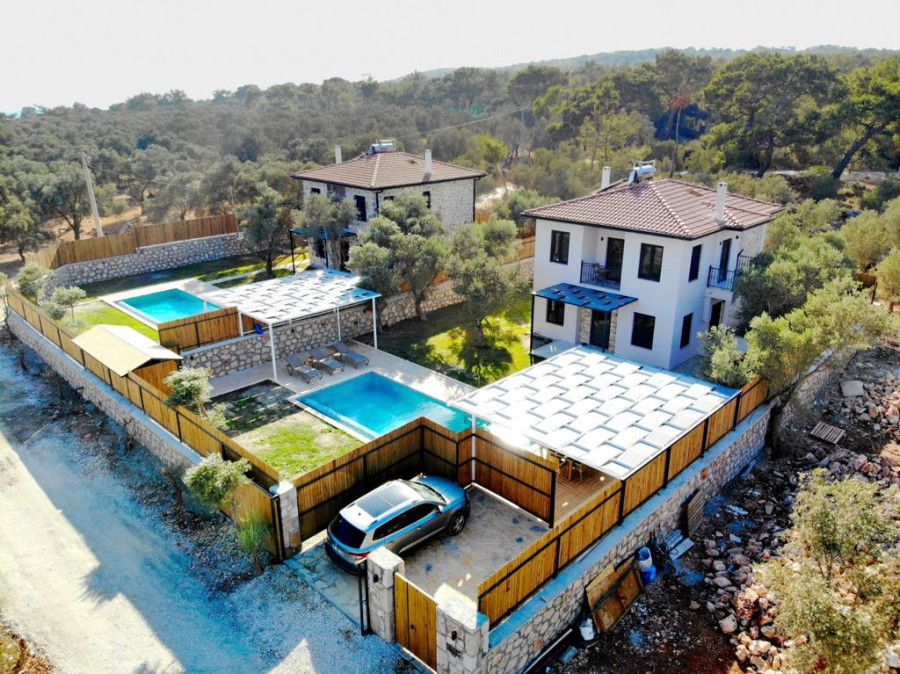 Search and Stay, undefined in undefined. Gallery position 2