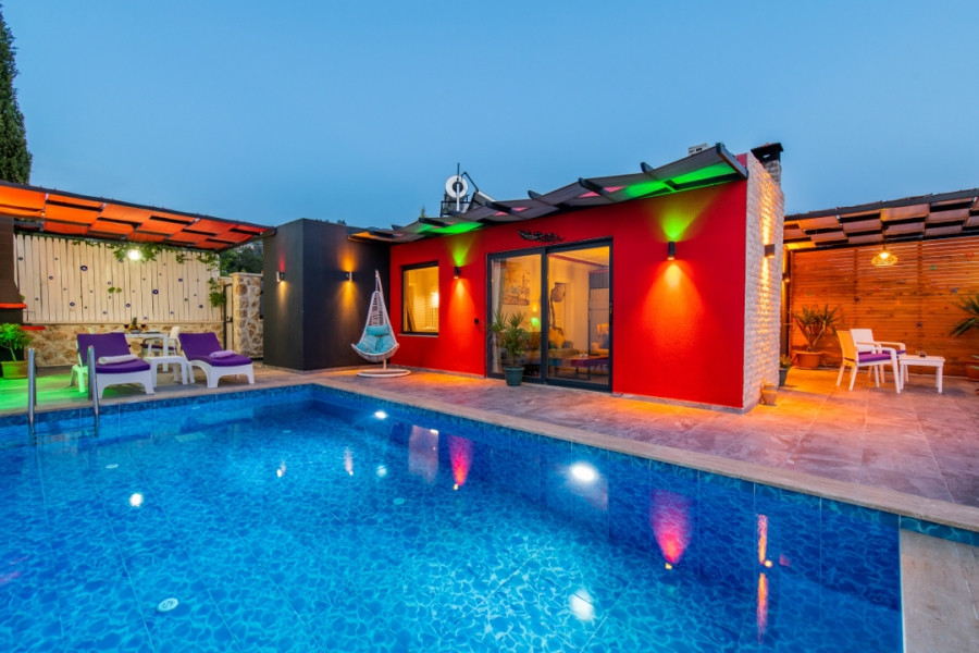 Search and Stay, undefined in undefined. Gallery position 3