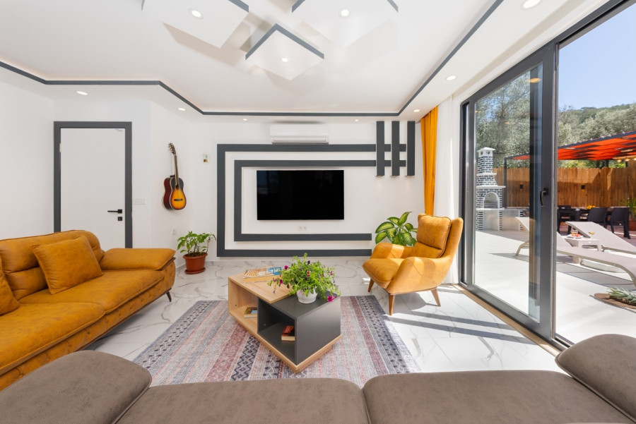 Search and Stay, undefined in undefined. Gallery position 1