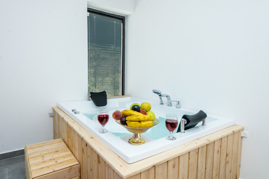 Search and Stay, undefined in undefined. Gallery position 4