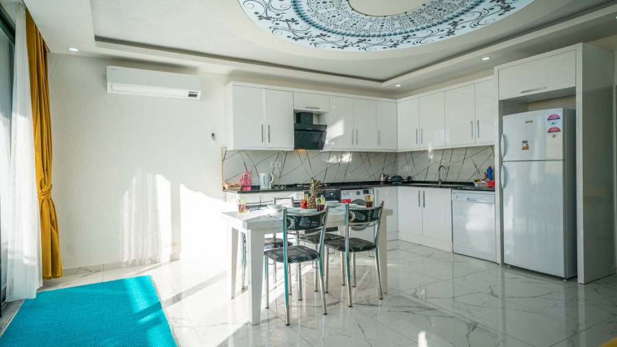 Search and Stay, undefined in undefined. Gallery position 1