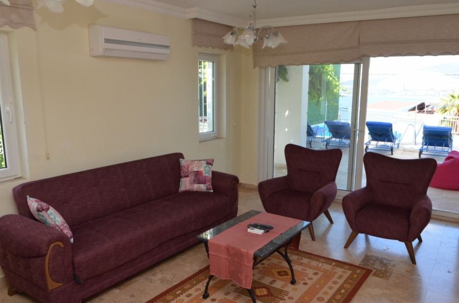 Search and Stay, undefined in undefined. Gallery position 1