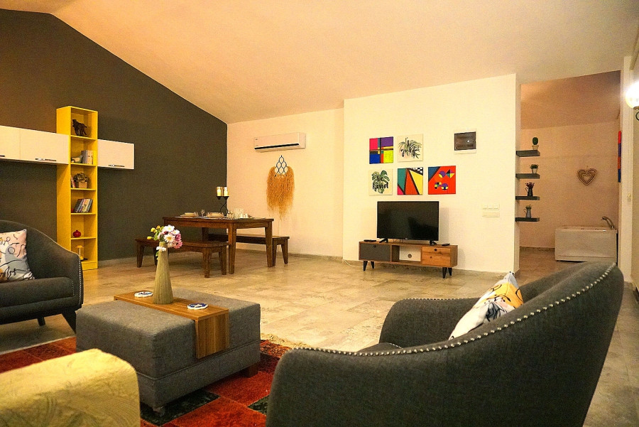 Search and Stay, undefined in undefined. Gallery position 2