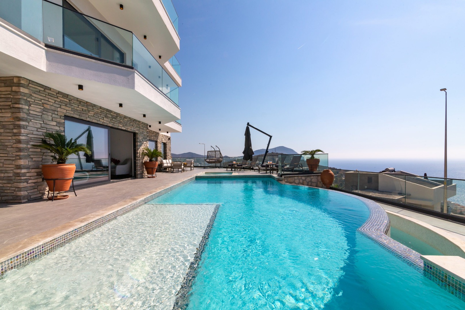 Search and Stay, undefined in undefined. Gallery position 2