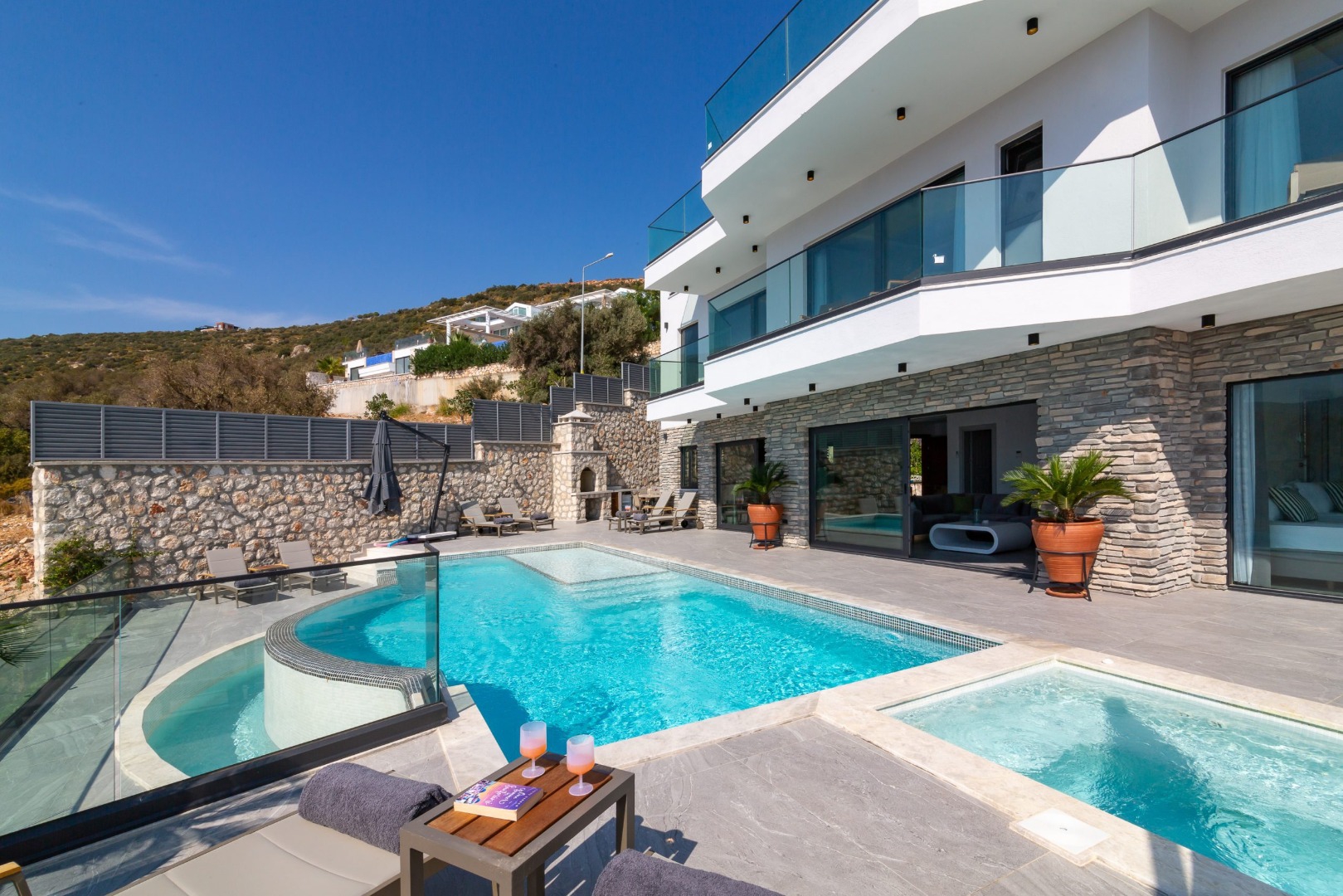 Search and Stay, undefined in undefined. Gallery position 3