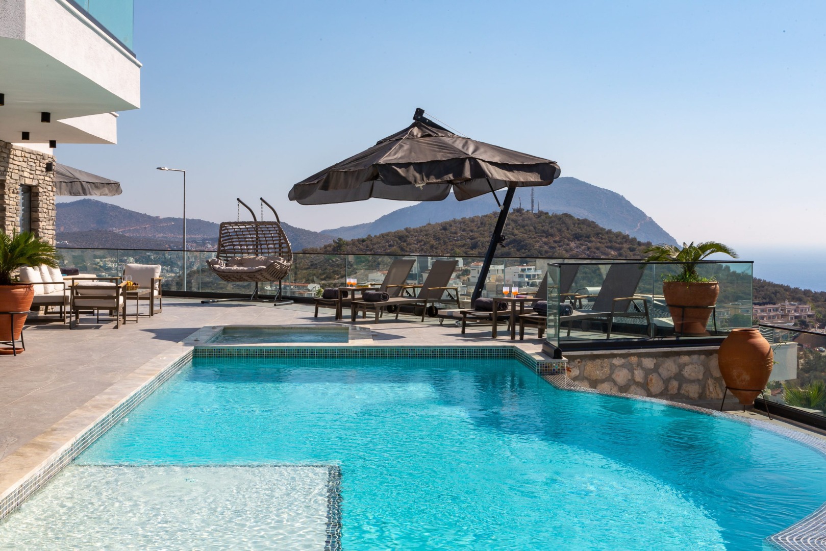 Search and Stay, undefined in undefined. Gallery position 4