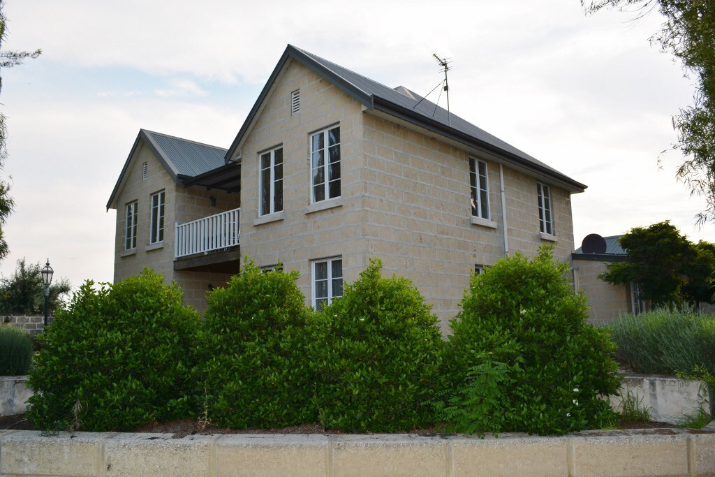 Image blog - Winter Escapes: Cosy Holiday Homes in Busselton, Western Australia, Australia