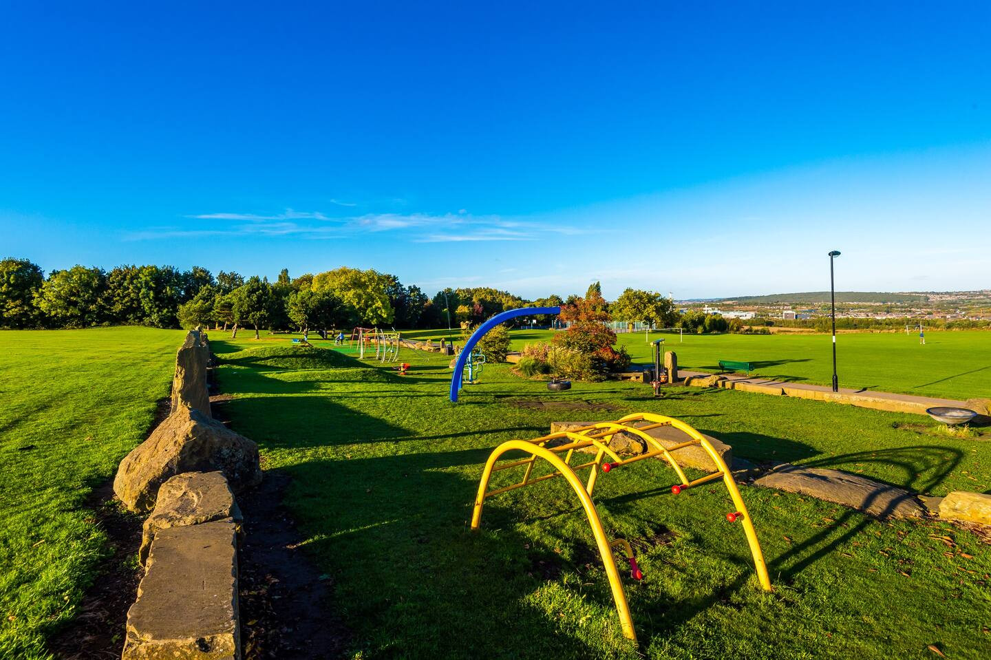 Search and Stay destination carousel image position 37