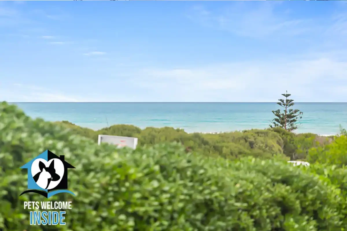 Search and Stay destination carousel image position 30