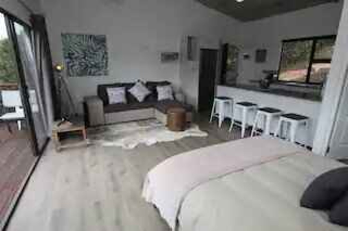 Search and Stay, undefined in undefined. Gallery position 4