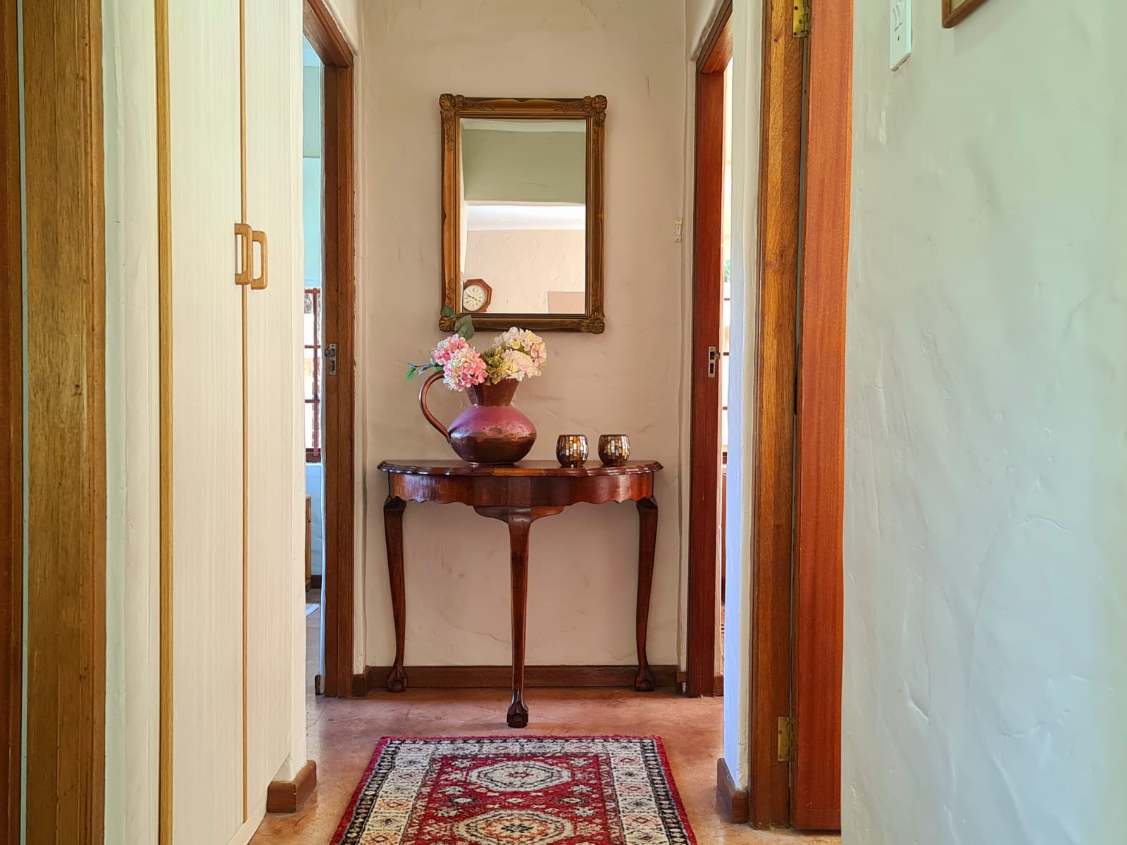 Search and Stay, undefined in undefined. Gallery position 3