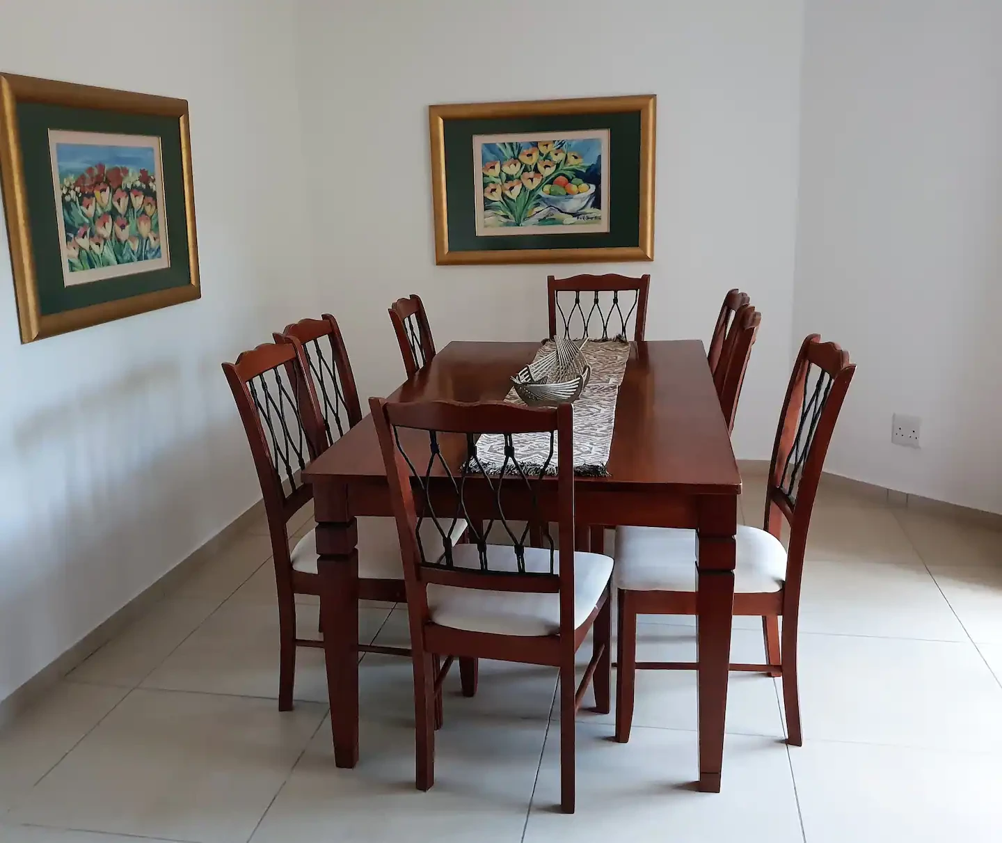 Search and Stay, undefined in undefined. Gallery position 3