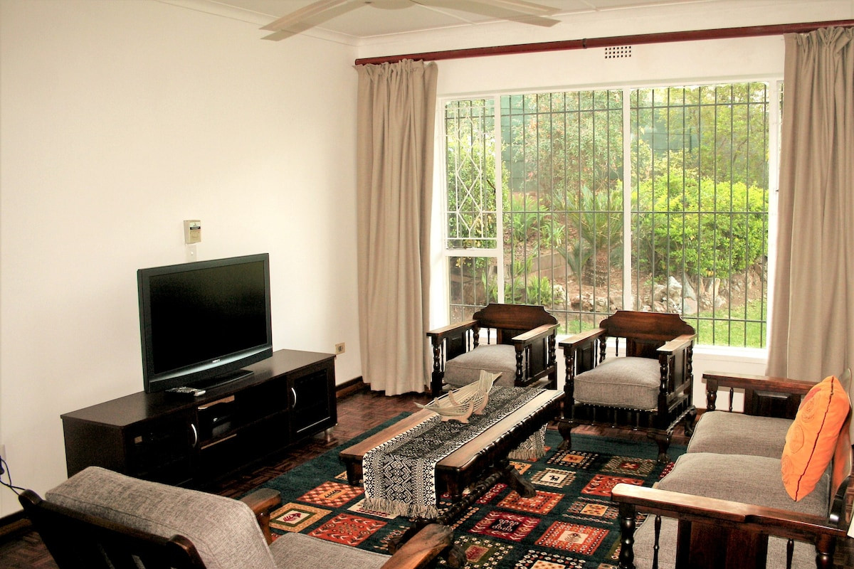 Search and Stay, undefined in undefined. Gallery position 1