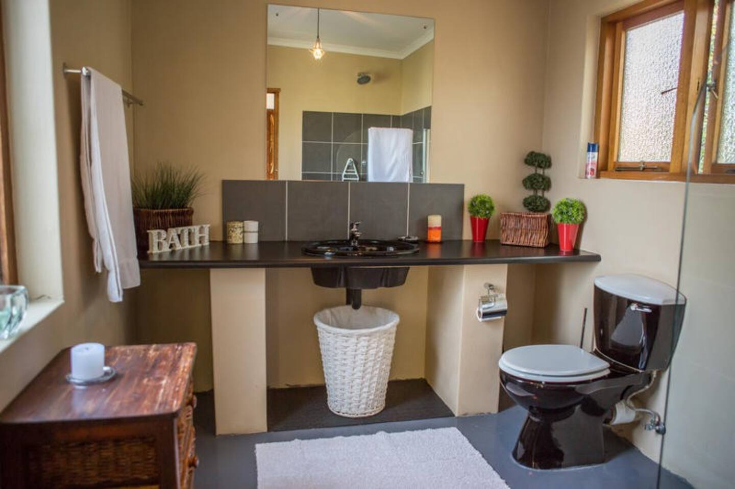 Search and Stay, undefined in undefined. Gallery position 4