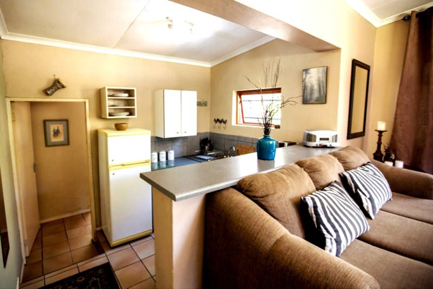 Search and Stay, undefined in undefined. Gallery position 4