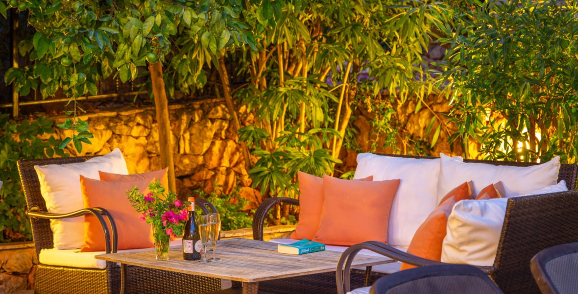 Search and Stay, undefined in undefined. Gallery position 3