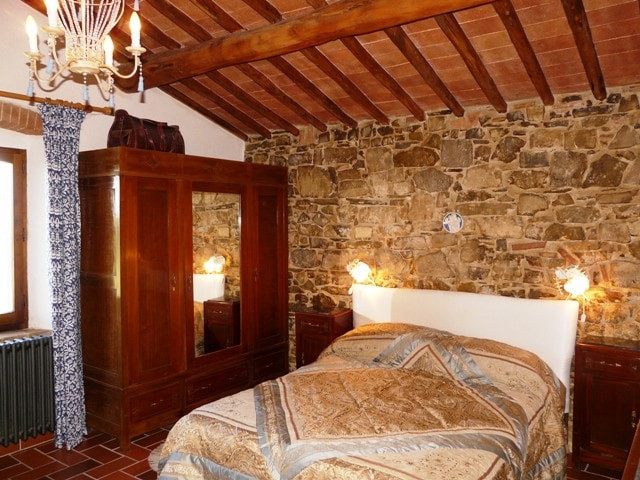 Search and Stay, undefined in undefined. Gallery position 4