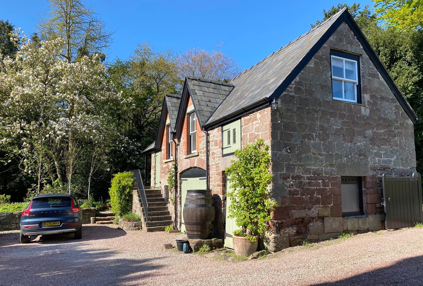 Search and Stay Destinations. Pet Friendly Rentals in Goodrich, England - United Kingdom