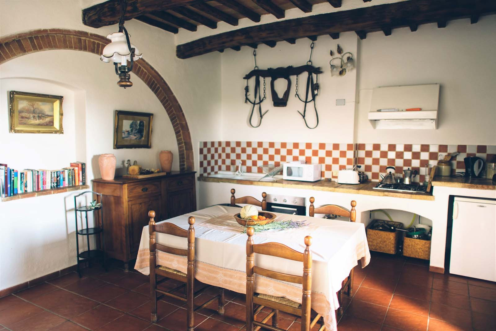 Search and Stay, undefined in undefined. Gallery position 3