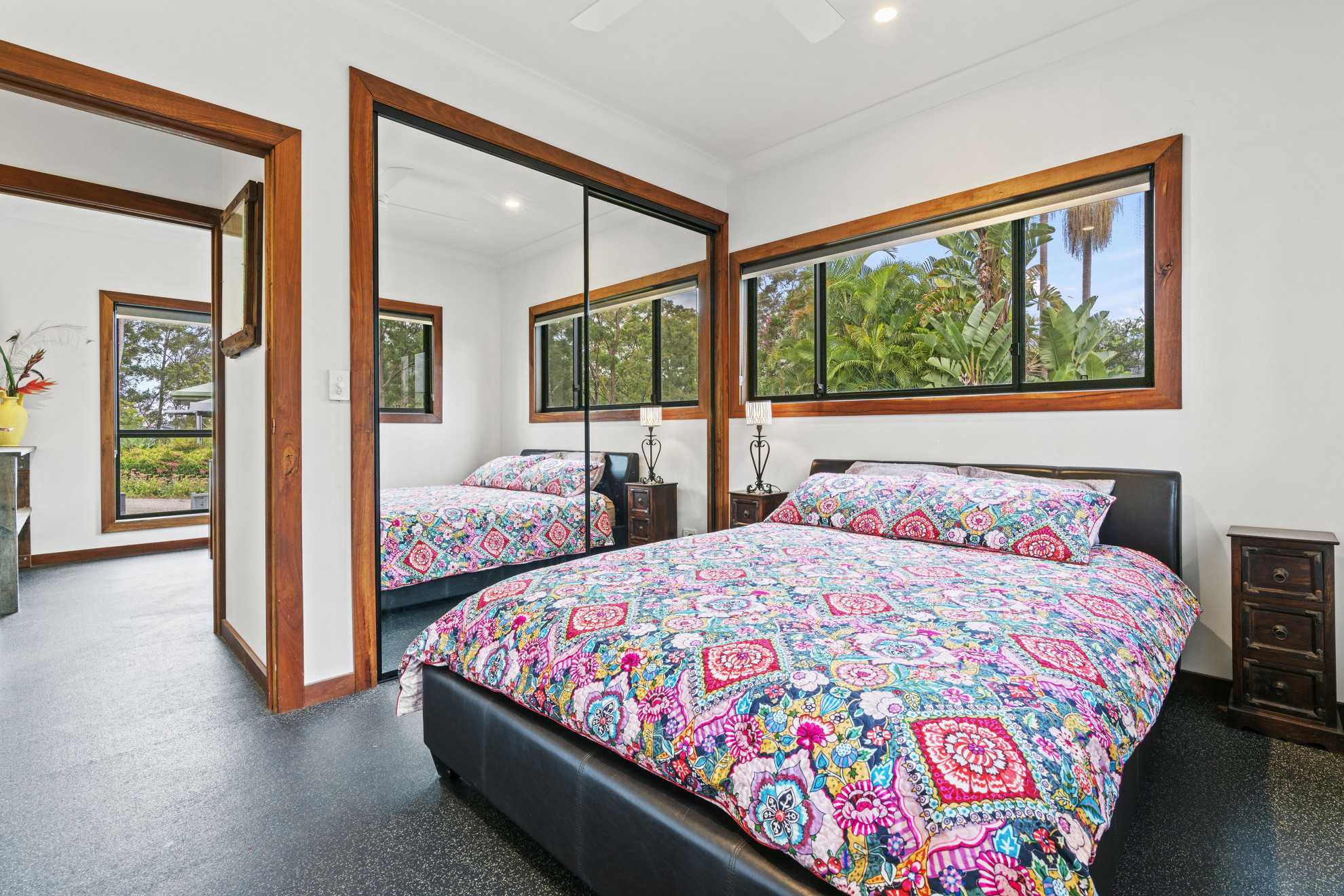 Search and Stay, undefined in undefined. Gallery position 1