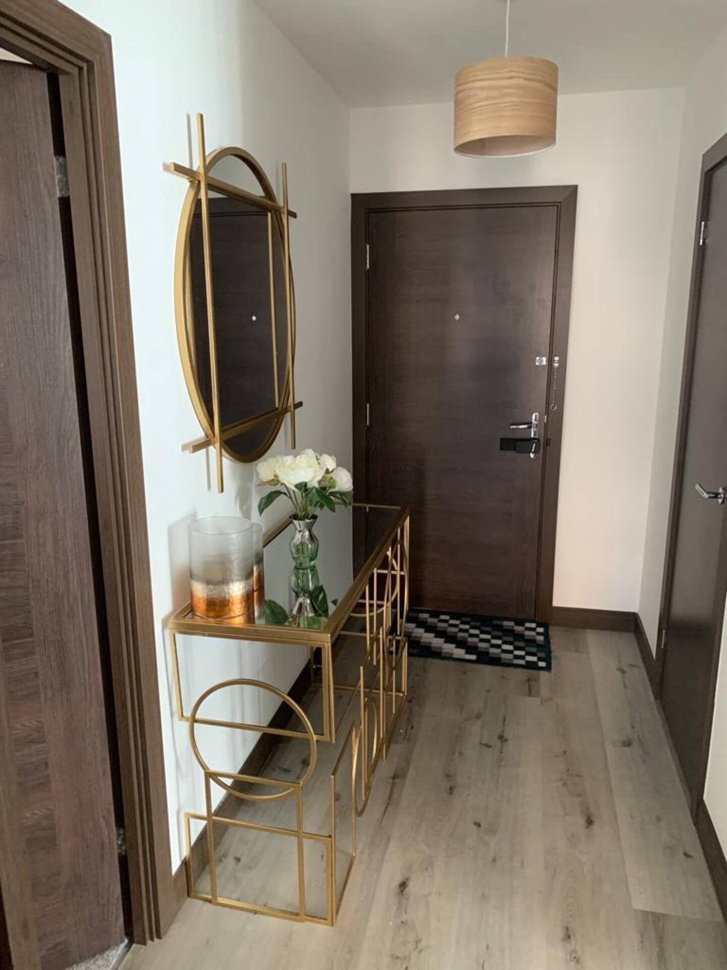 Raphvin Apex Abode - Two bedroom apartment/parking in Edinburgh Way CM20 2DG - Property image 16 - VivreStays