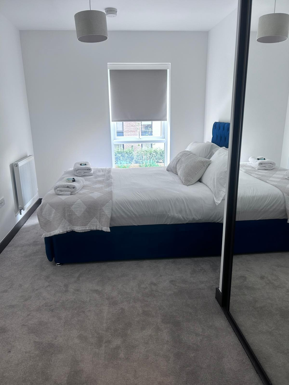 The Ivy Abode 2 bedroom Apartment/Parking in Q4M6+JP4 CM20 2TN - Property image 7 - VivreStays