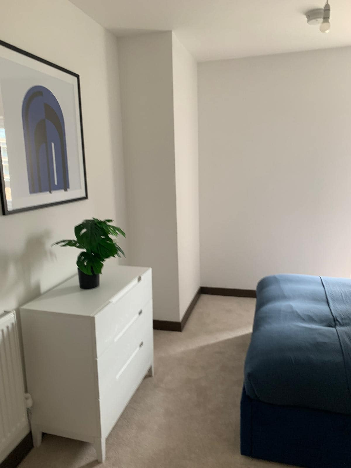 The Sunrise Den-Lovely 2 bedroom apartment/Parking in Q3JX+997 CM20 2GS - Property image 15 - VivreStays