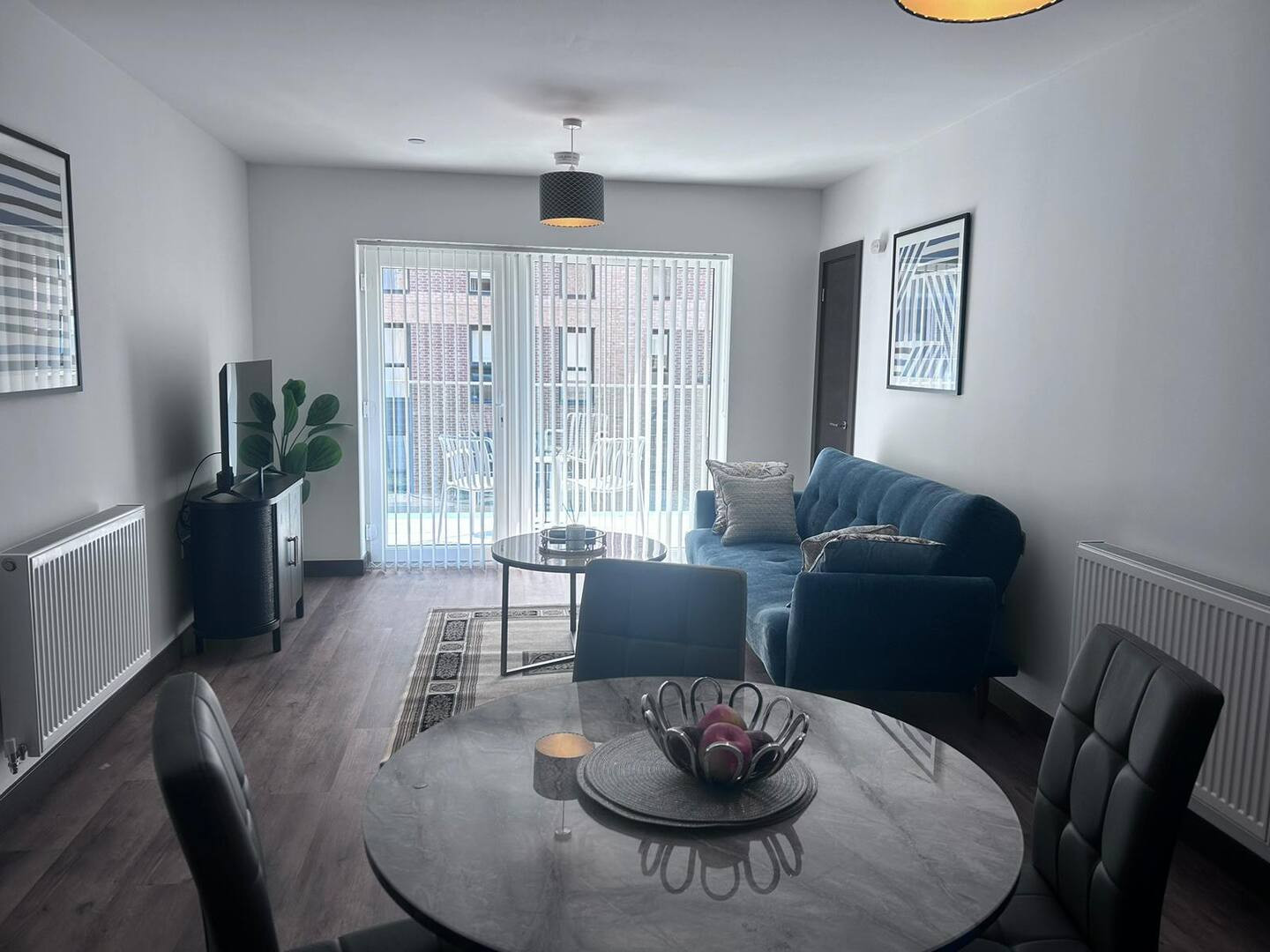 The Sunrise Den-Lovely 2 bedroom apartment/Parking in Q3JX+997 CM20 2GS - Property image 22 - VivreStays