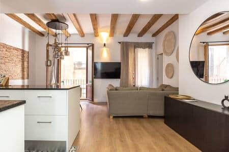 Search and Stay, undefined in undefined. Gallery position 3