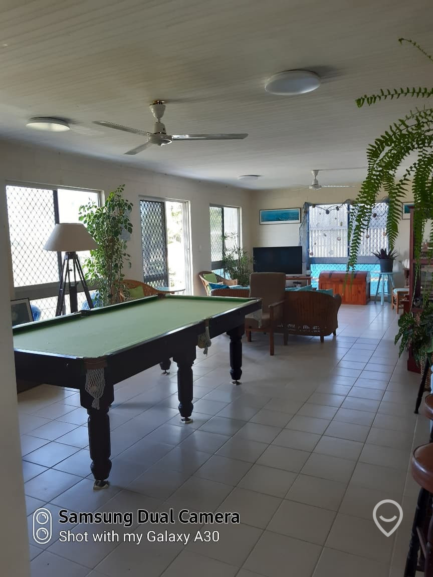 Search and Stay destination carousel image position 14