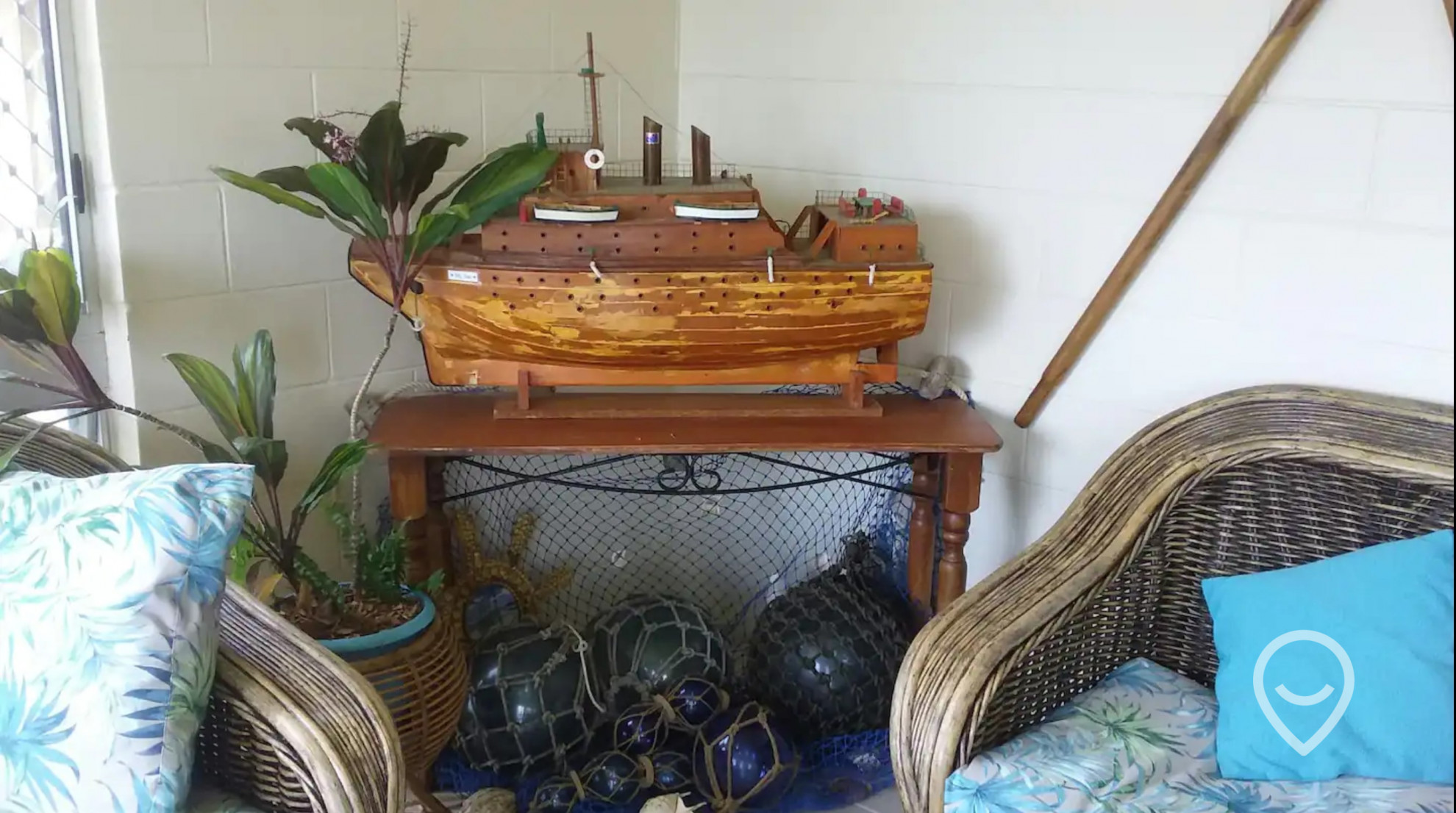 Search and Stay destination carousel image position 5