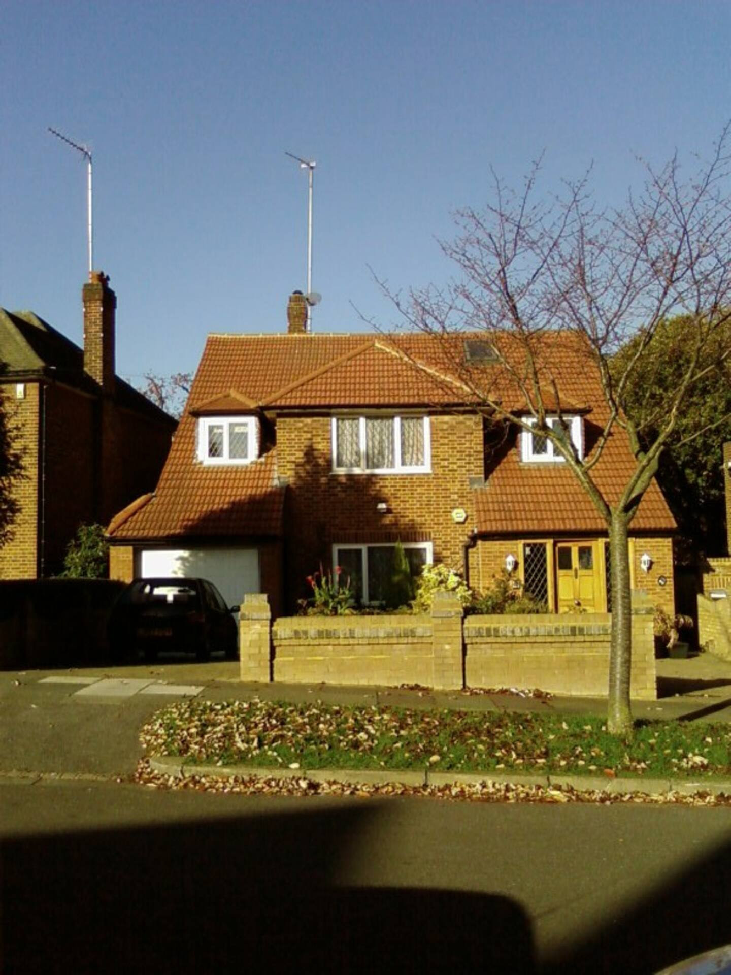 Search and Stay destination carousel image position 8