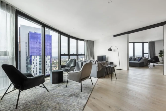 Search and Stay Pre Property, Luxurious 6BRM Penthouse Gem in Southbank District in Southbank VIC 3006, Australia. Gallery position 1