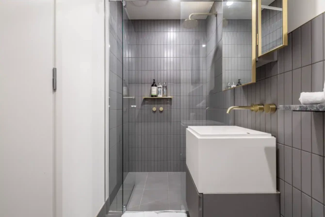 Search and Stay Pre Property, Luxurious 6BRM Penthouse Gem in Southbank District in Southbank VIC 3006, Australia. Gallery position 2