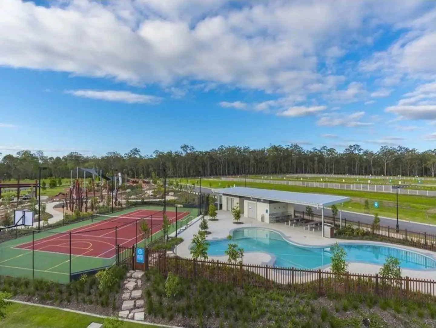 Search and Stay destination carousel image position 25