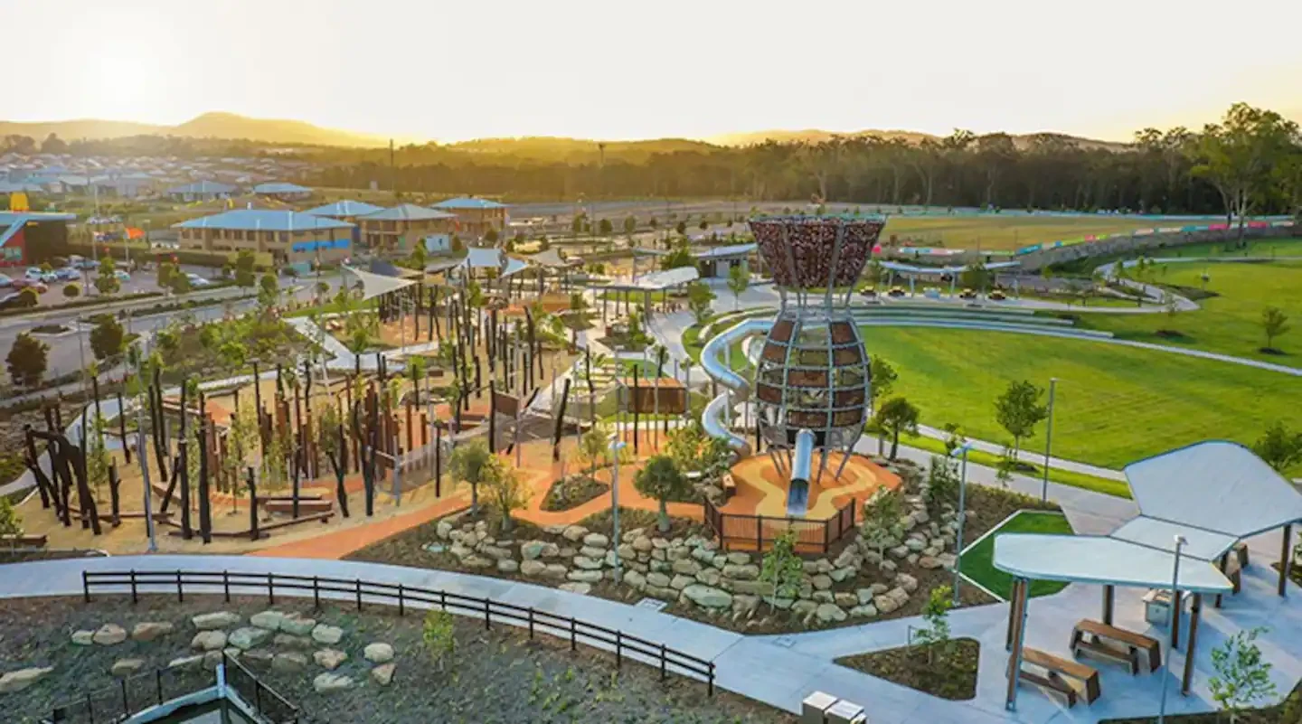 Search and Stay destination carousel image position 19