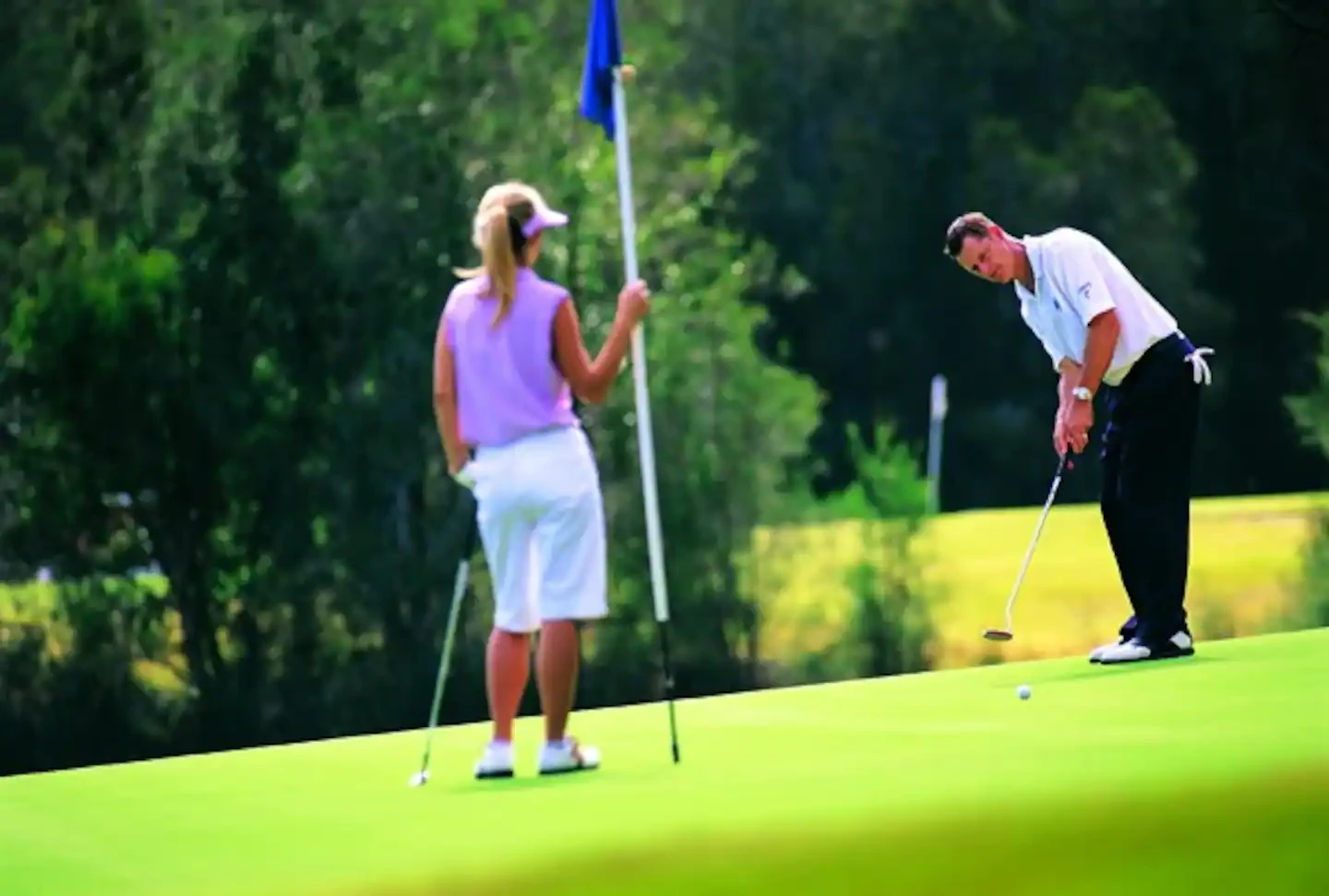 Search and Stay destination carousel image position 27