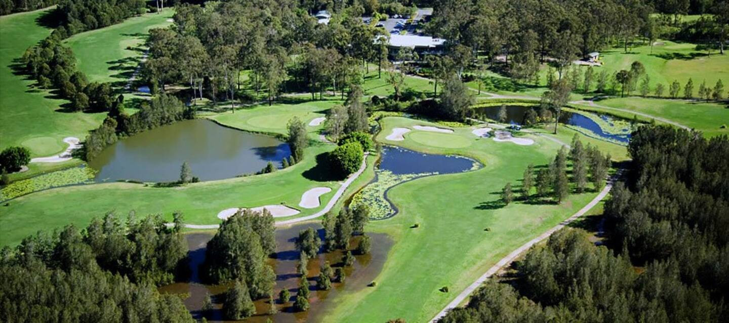 Search and Stay destination carousel image position 16